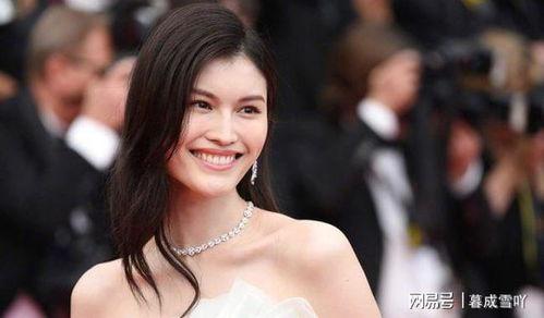 何穗最新爆料视频,揭秘时尚界背后的故事与心路历程